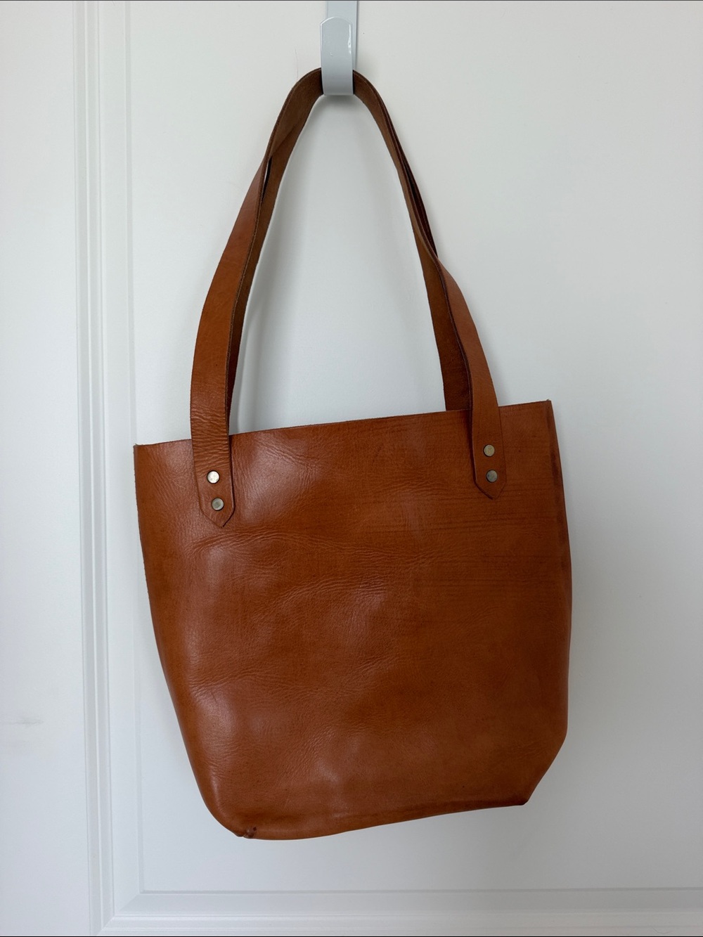 Classic Tan Leather Tote Bag - Women